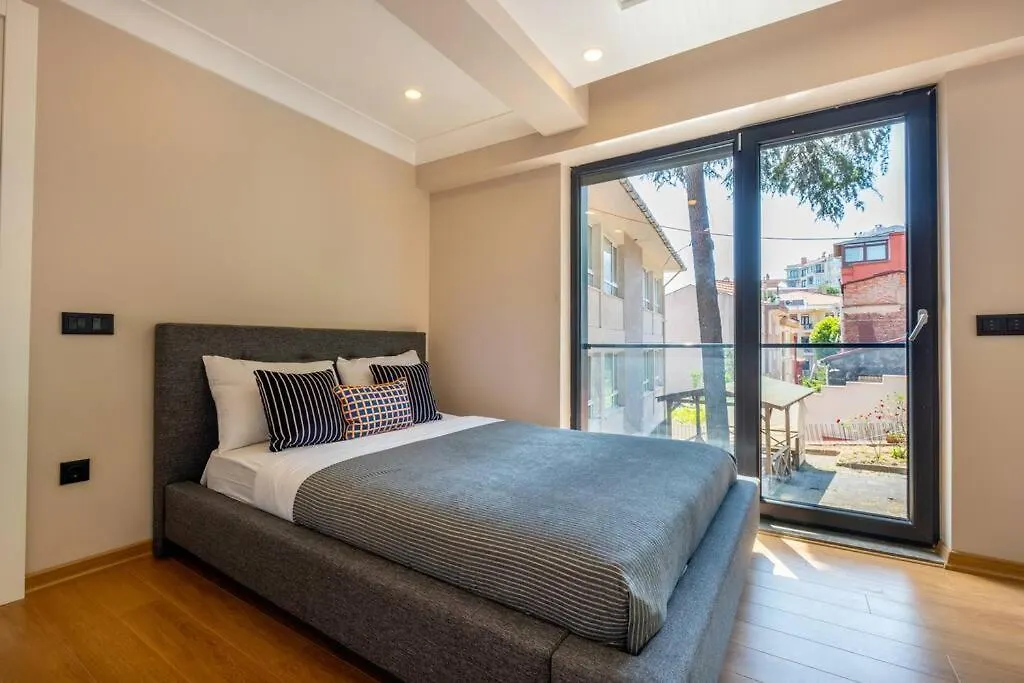 Chic Bosphorus View Apartment Istanbul